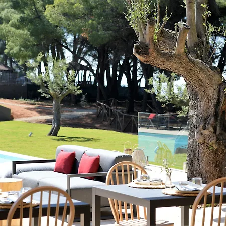 Amantes And 3* ניקיטי