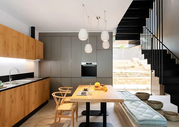 Amantes And מלון ניקיטי