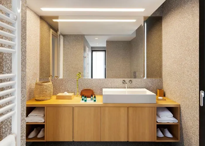 Amantes And מלון